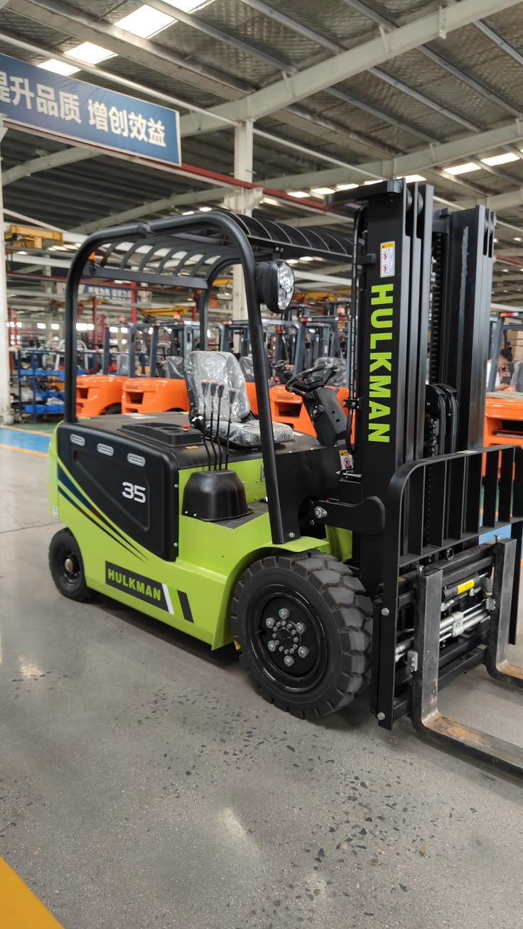 Choosing the Best Electric Forklift