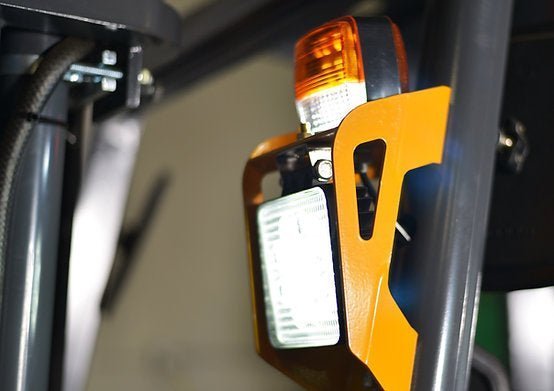 3 - Wheel Forklift 3500lbs., 177"Lift | EK16A - 177 - ForkLift USA