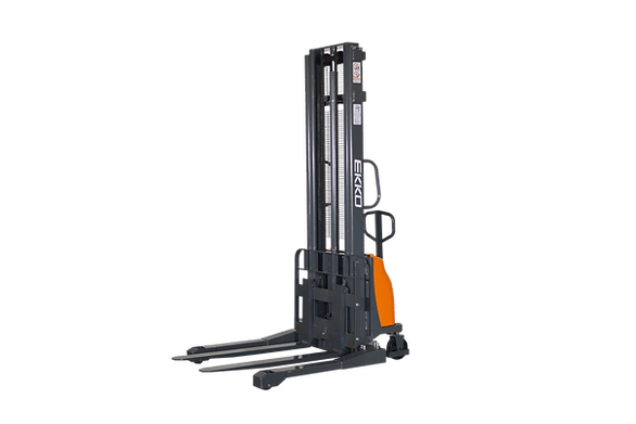 Electric Straddle Stacker 3300lbs. Cap., 118" Height | EA15A - ForkLift USA